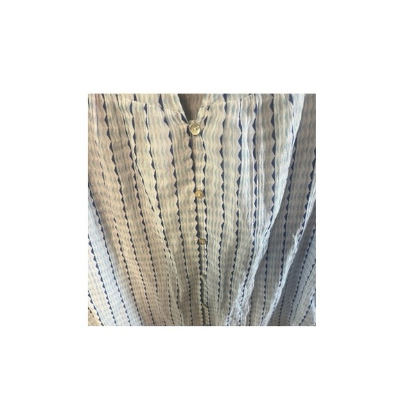 Sleeveless Striped Top - White and Blue - Picture 3 of 5